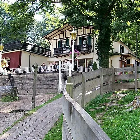 Bergische Schweiz Hotel *