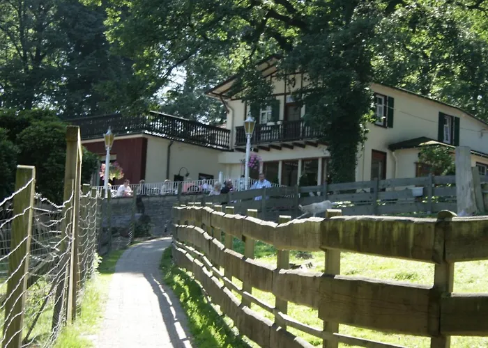 Bergische Schweiz * 엔겔스티르헨